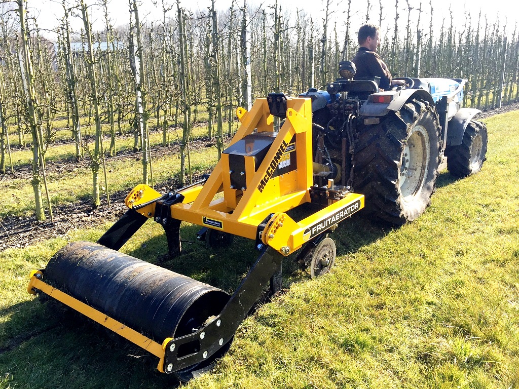 HOOGENDOORN HOUTEN BV DEALER MCCONNEL FRUITAERATOR &amp; SHAKAERATOR Pool